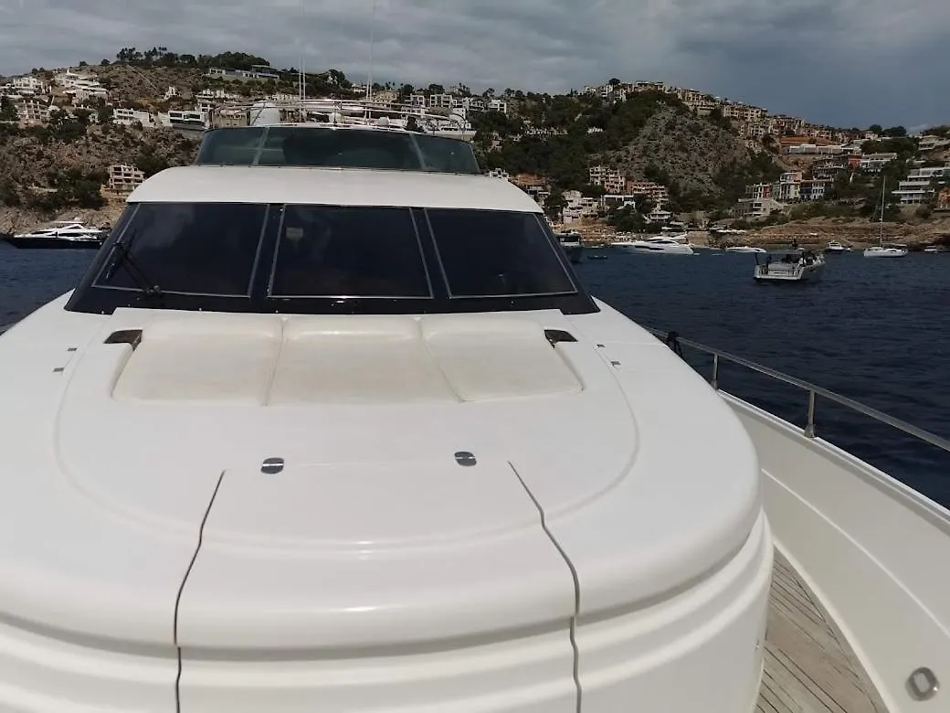 Beautiful Motor Yacht Barcelona Hotel 0*,