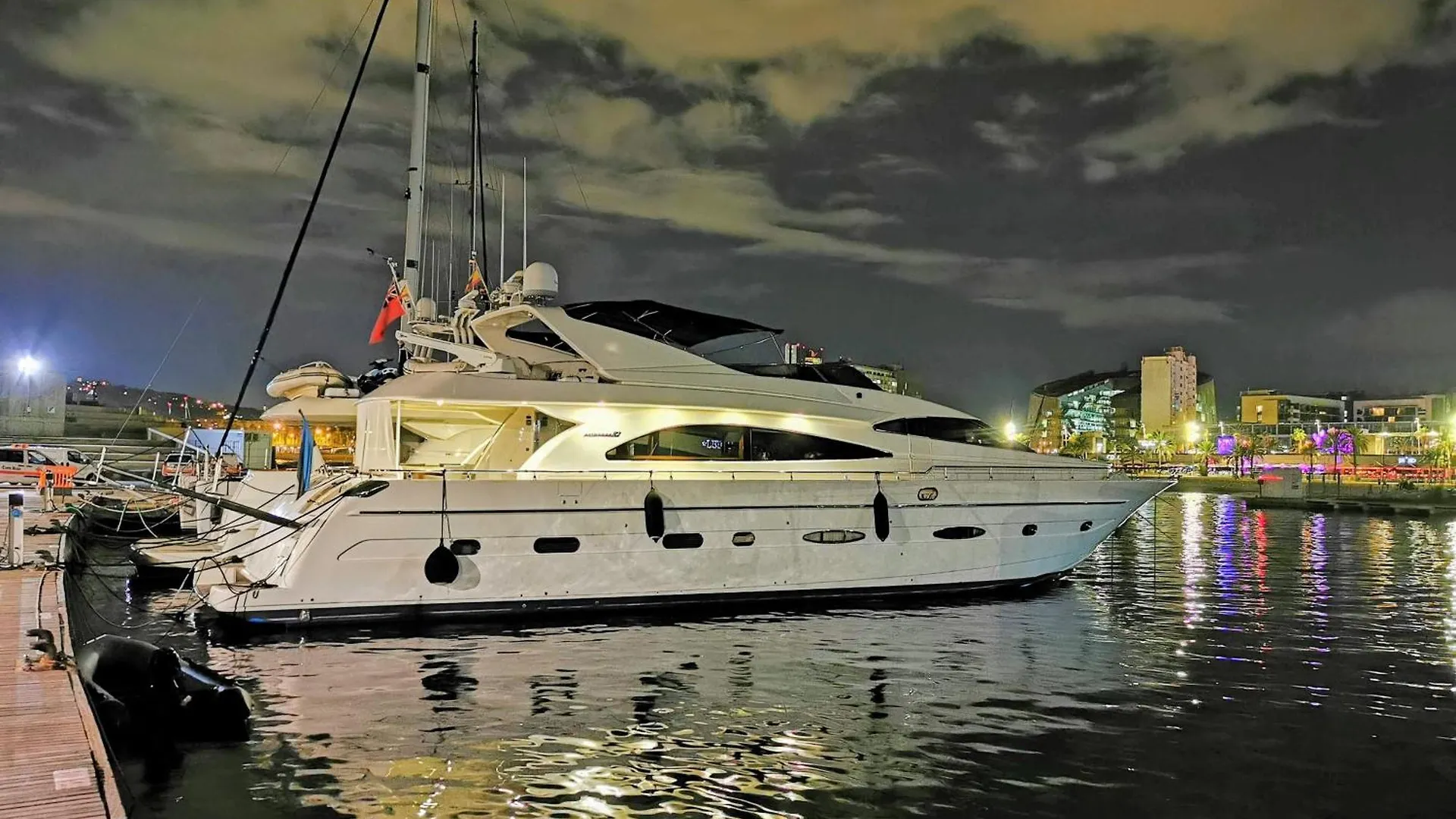 Botel Beautiful Motor Yacht Barcelona Hotel Spain