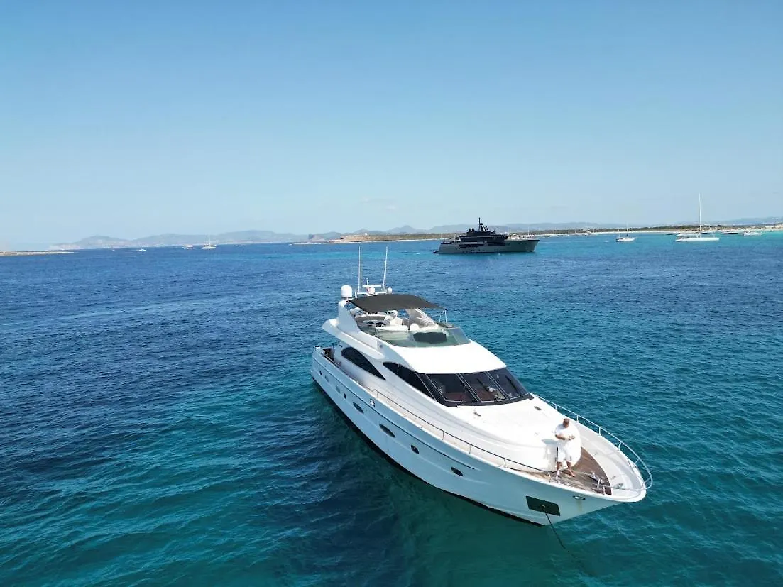 Beautiful Motor Yacht Barcelona Hotel