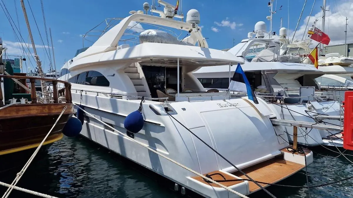 Beautiful Motor Yacht Barcelona Hotel
