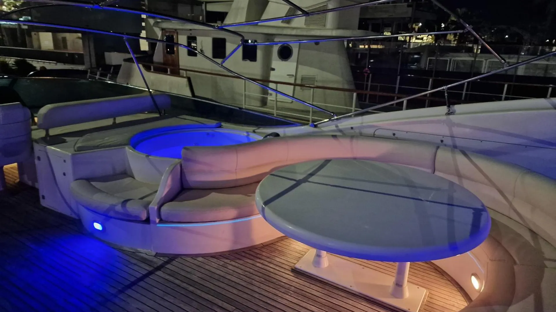 Beautiful Motor Yacht Barcelona Hotel 0*,  Spain
